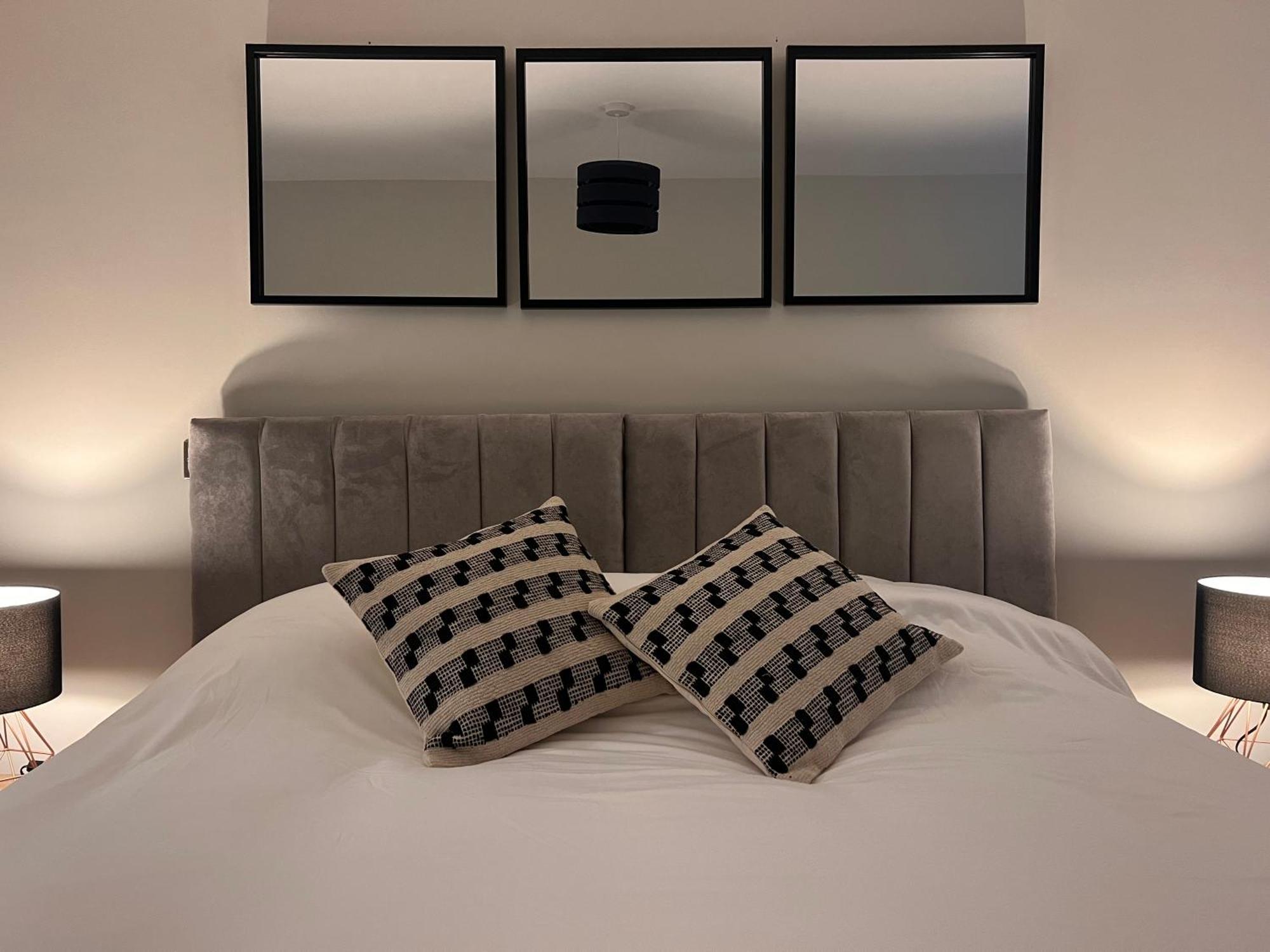 Modern Apartment - Bhx Nec - Free Secure Gated Parking Solihull Luaran gambar